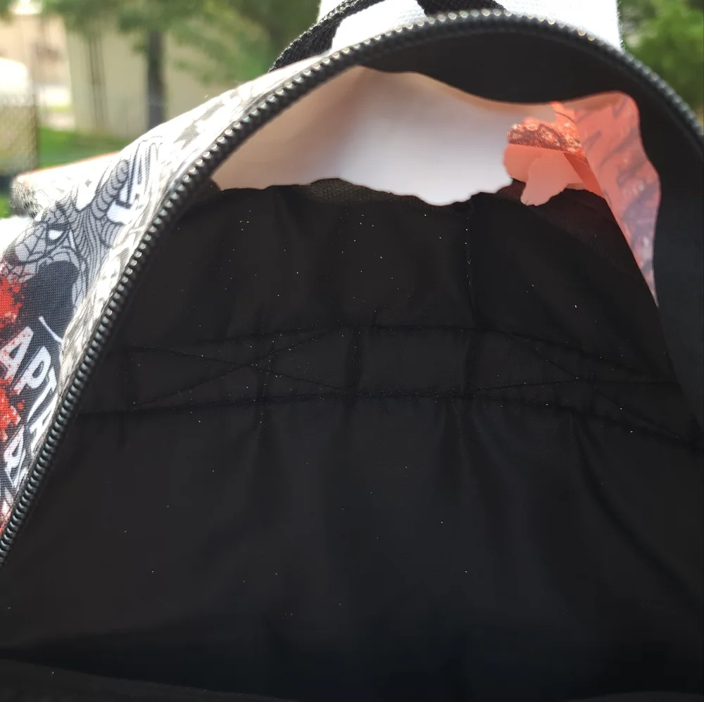 π 3 for $15 Deal! πMarvel comics backpacks red white black - Picture 5 of 12